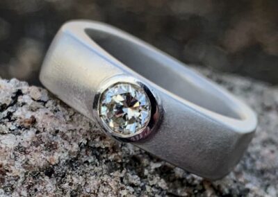Gent's Diamond Wedding Ring